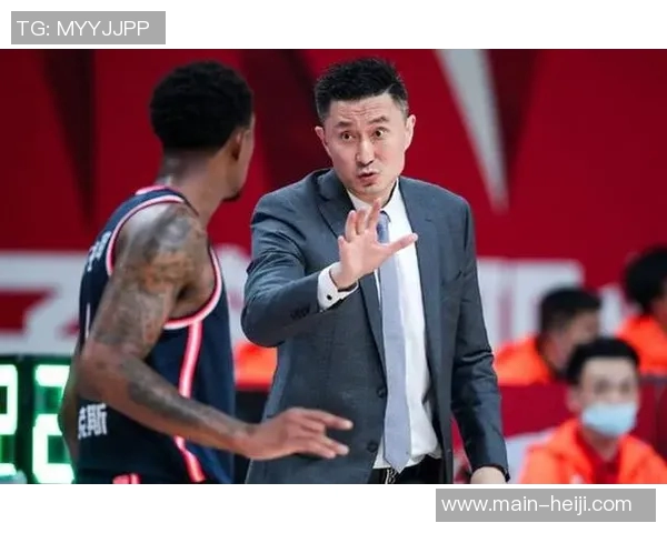 广东小将积极恢复训练期待重返赛场本赛季几乎被杜锋冷落